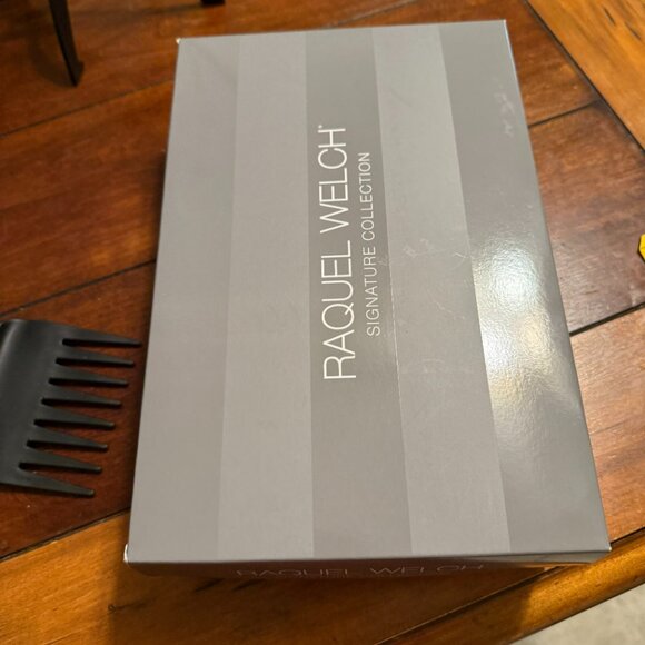 Raquel Welch “Trendsetter” Wig – Glazed Fire | New with Tag - Picture 8 of 8